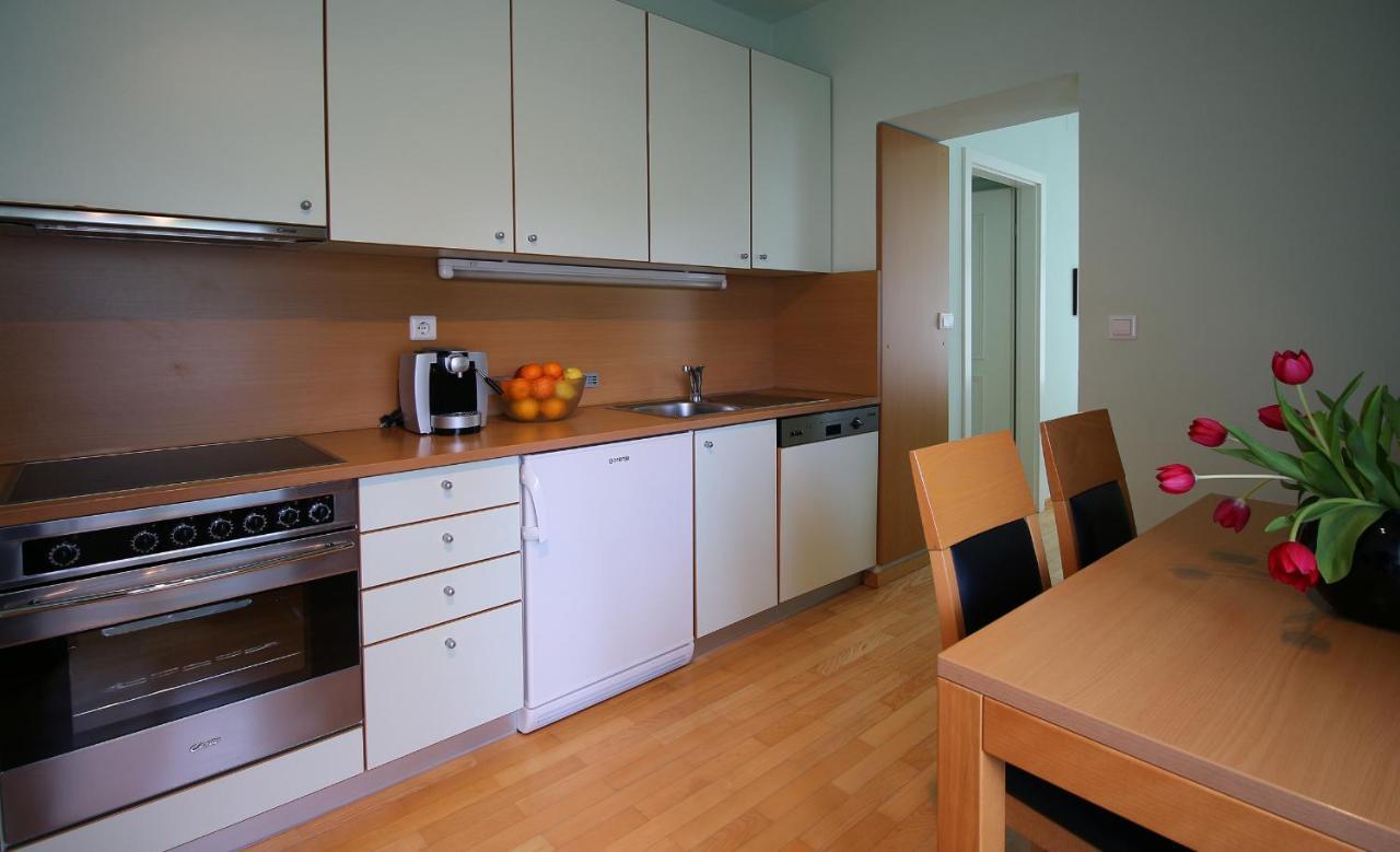 Apartments Villa Boltez Крань Экстерьер фото